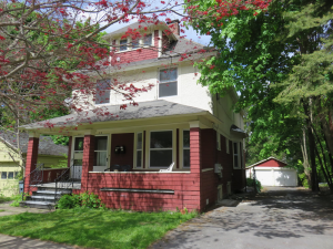 213 Greenwood Place